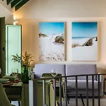 Rocio 17 Luxury Duplex With Shared-Patio